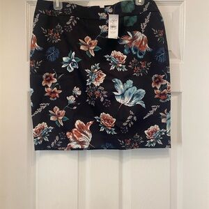 LOFT Floral Print Women's Skirt - Black and Blue